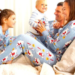 HANNA ANDERSSON Adult Unisex Frosty the Snowman Christmas Pajama Set Long Sleeve